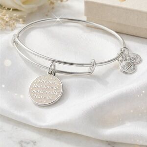 Alex and Ani Harry Potter “The Ones That Love Us” Charm Bangle Shiny Silver NWT